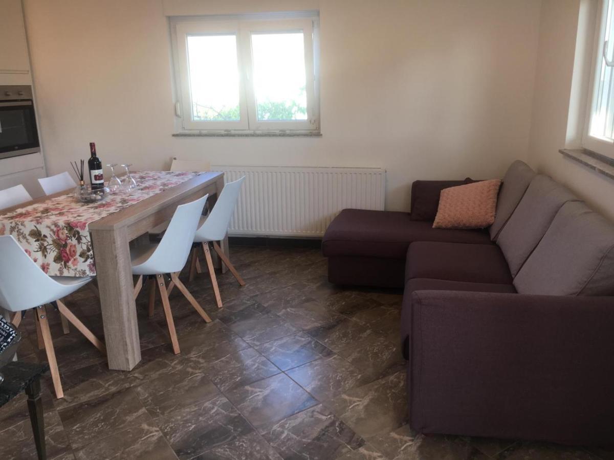 Apartman Anita Apartment Konjevrate Exterior photo